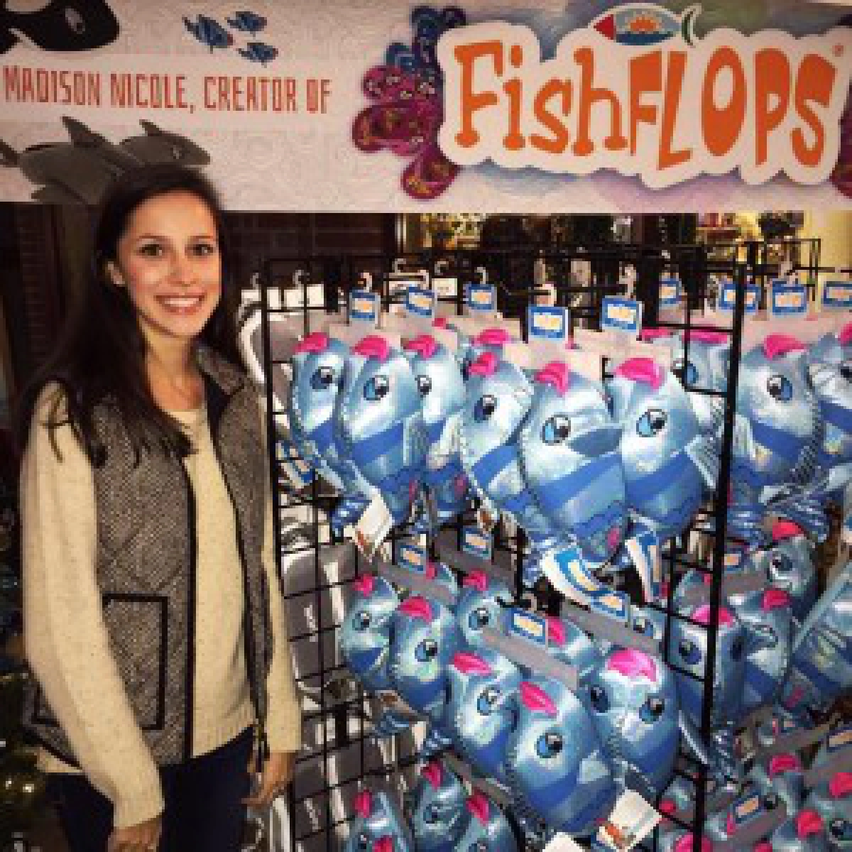 “เมดิสัน โรบินสัน” ต้นตำรับรองเท้ารูปปลา ที่บริจาครองเท้าเพื่อการกุศลมากกว่าหมื่นคู่