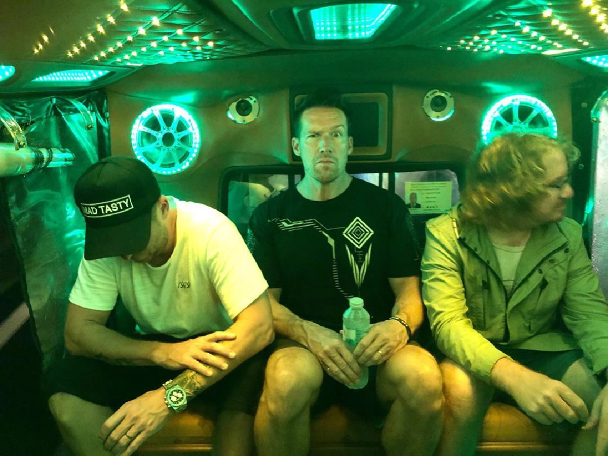 สัมภาษณ์ OneRepublic กับอัลบั้มใหม่ที่เหมือน “เมอรีล สตรีป” และ Google Translate ที่ช่วยพวกเขาจากการนั่ง “ตุ๊กตุ๊ก”