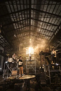 ความสุข ความเศร้า ความเข้าใจ “PIECES OF MEMORIES” ของ LOMOSONIC