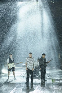 ความสุข ความเศร้า ความเข้าใจ “PIECES OF MEMORIES” ของ LOMOSONIC