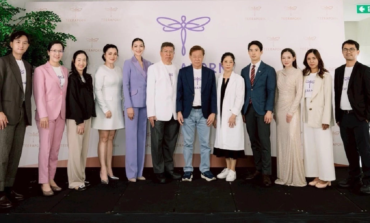 “แพนเค้ก” เผยเคล็ดลับตำนานตัวแม่เจนวายในงานเปิดตัวโรงพยาบาลธีรพร