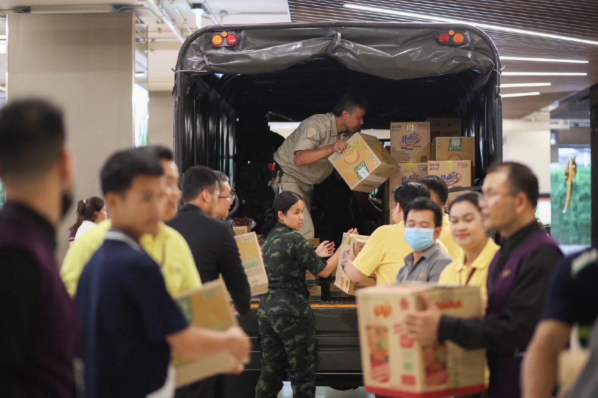 สยามพิวรรธน์ร่วมส่งแรงใจให้เหล่าทหารกล้าและพี่น้องชาวไทยที่ได้รับผลกระทบจากพื้นที่ชายแดน