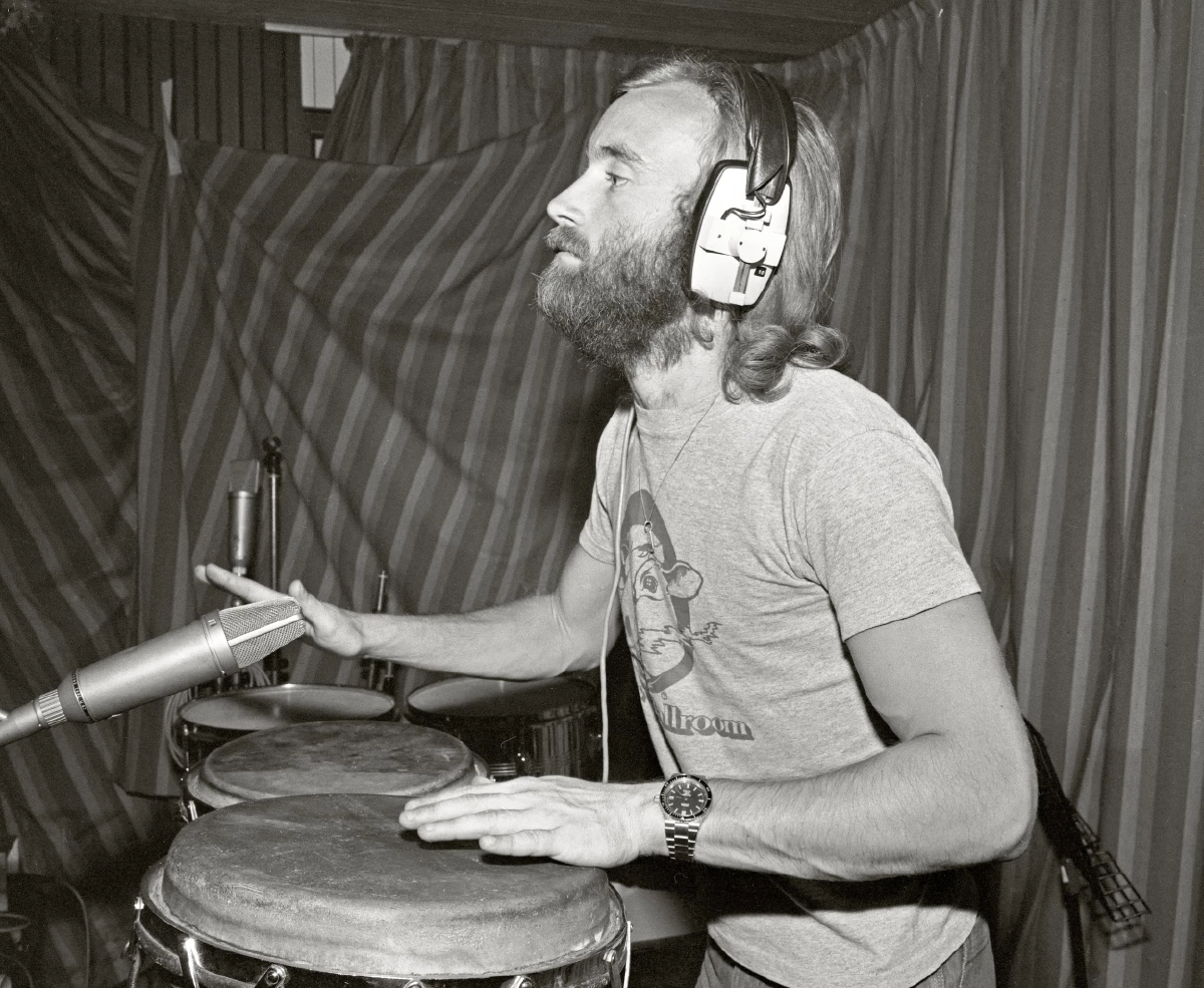 ฟิล คอลลินส์ : จากมือกลองหลังฉาก Genesis สู่ตำนานหน้าไมโครโฟน