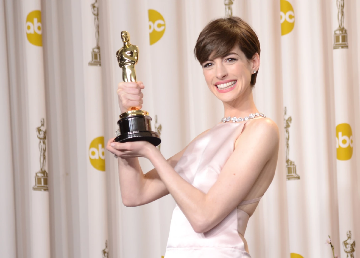 Anne Hathaway : หายไปเพราะถูกเกลียด กลับมาเพราะเชื่อในตัวเอง