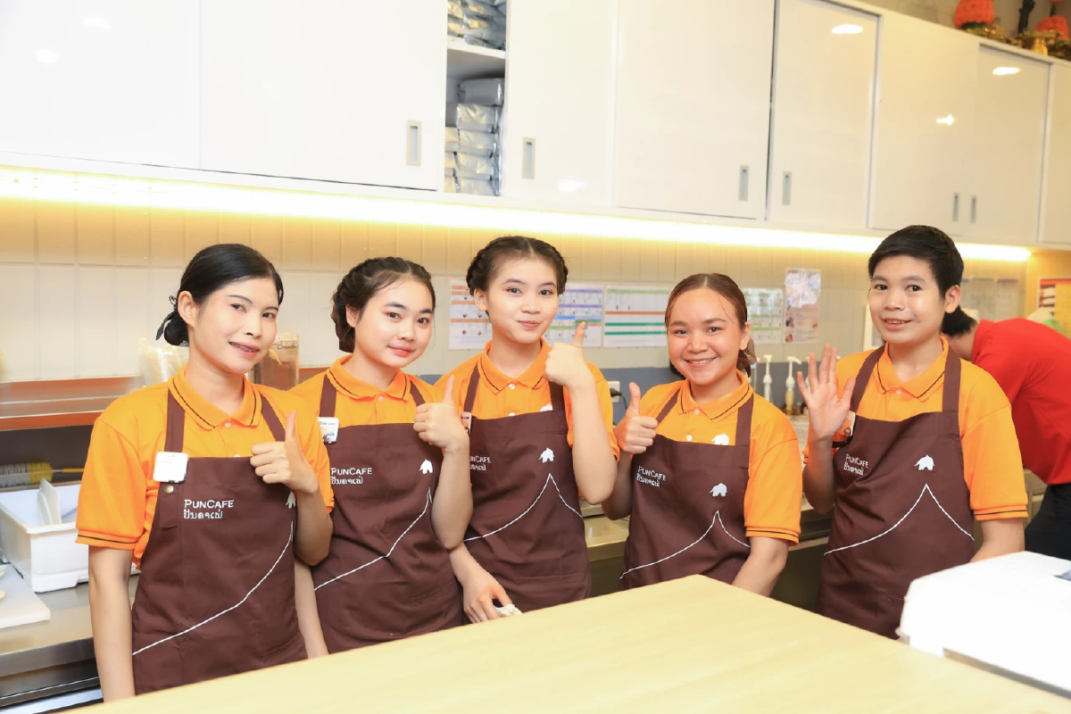 พันธุ์ไทย เดินหน้าขยายตลาด สปป.ลาว ผุด ปันคาเฟ่ สาขาใหม่