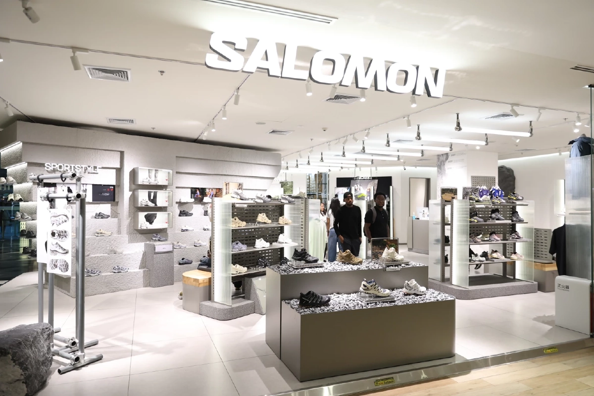SALOMON x Siam Discovery จัดงานวิ่ง “FLAG RUSH NIGHT” เปิดประสบการณ์วิ่งผสานไลฟ์สไตล์สุดมันส์
