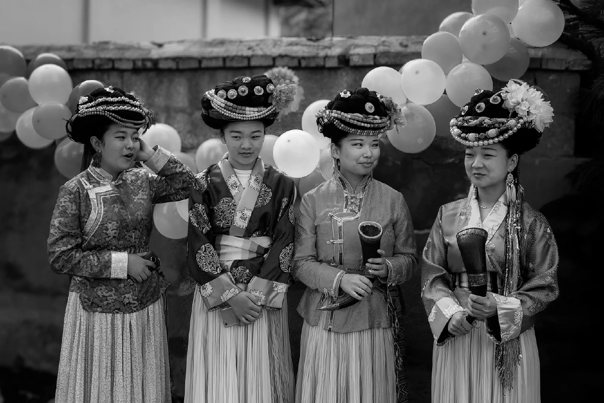 ‘ผู้หญิง’ ในโลกของ ‘ผู้ชาย’ จากการนับสายเลือดถึงคุณค่าความบริสุทธิ์ กับ ธเนศ วงศ์ยานนาวา