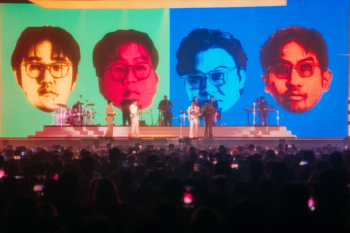 fellow fellow พาทุกหัวใจไปไกลสุดขอบจักรวาลกับ  “FELLOW FELLOW I TOLD HALLEY ABOUT YOU” คอนเสิร์ตบอกเล่า 12 ปีแห่งความภาคภูมิใจ ร้อยเรียงทุกความทรงจำครบจบ 3 ชม.