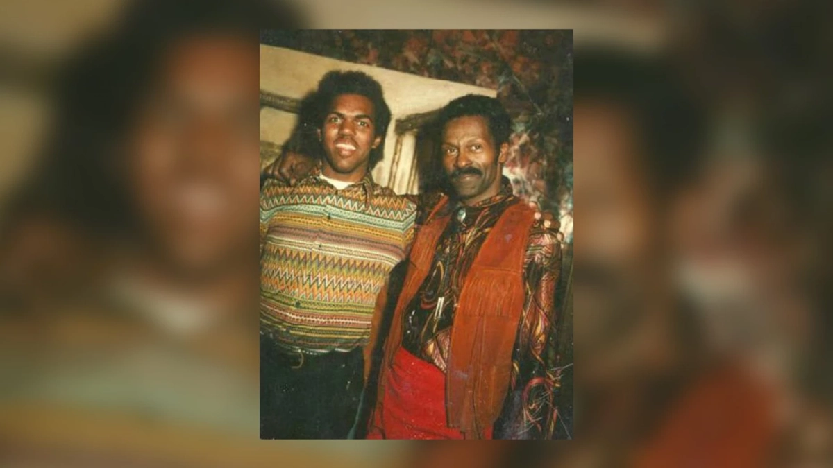 แดริล เดวิส : ชายผิวดำที่ใช้การพูดคุยโน้มน้าวให้สมาชิก KKK ออกจากลัทธิกว่า 200 คน