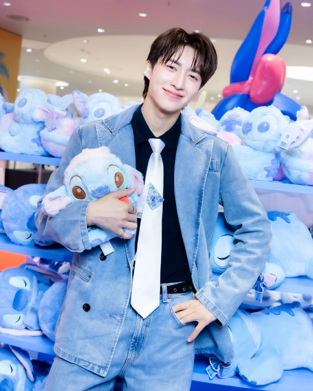MINISO จัด Grand Opening สุดยิ่งใหญ่ที่ ICONSIAM! \"จั๋ง-เน PERSES\" ปล่อยเสน่ห์ทำใจฟู