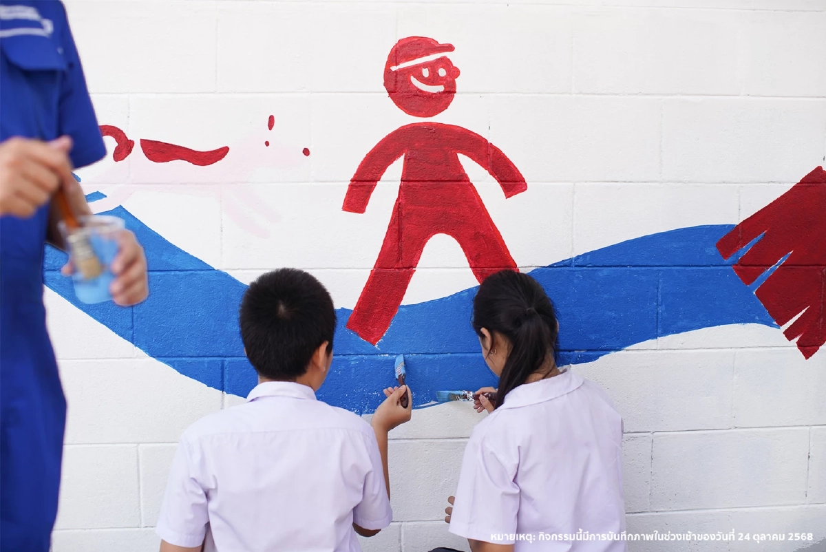 “นิปปอนเพนต์” จับมือ “กทม.” ทาสีทางเดินเท้าสู่ รร.วัดบางสะแกใน เขตธนบุรี