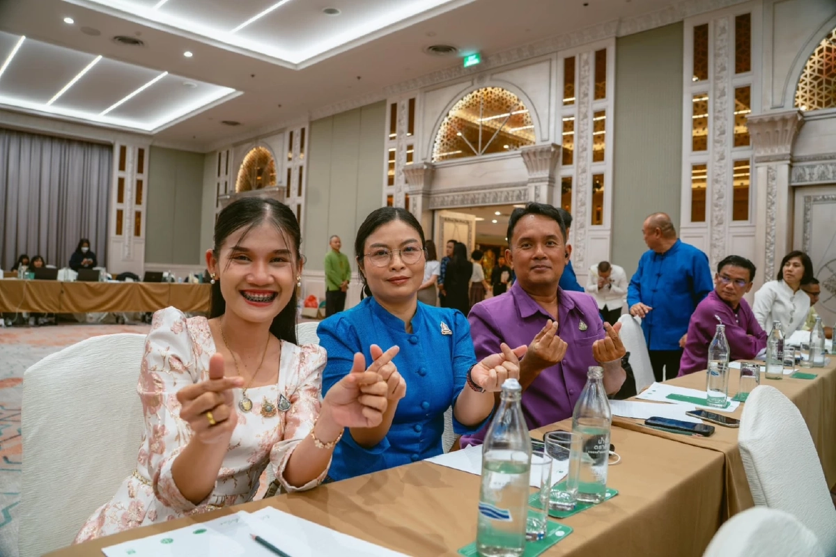 วธ. - ศมส. ผนึกกำลัง วธจ.ทั่วประเทศ หนุนขับเคลื่อนกฎหมายชาติพันธุ์ ฉบับแรกของไทย ใช้ “ทุนทางวัฒนธรรมชาติพันธุ์” สร้างความเข้มแข็งให้กับประเทศชาติอย่างยั่งยืน