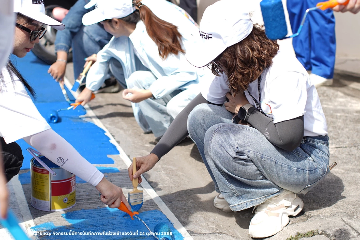“นิปปอนเพนต์” จับมือ “กทม.” ทาสีทางเดินเท้าสู่ รร.วัดบางสะแกใน เขตธนบุรี