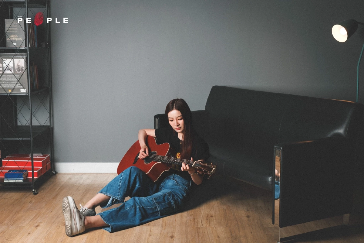 สตางค์ ตริษา : ความสดใสที่แลกมาด้วยน้ำตาหมื่นลิตร กับบทสนทนาที่ทำให้เข้าใจคำว่ารัก จนอยากเรียกเธอว่าที่รัก…