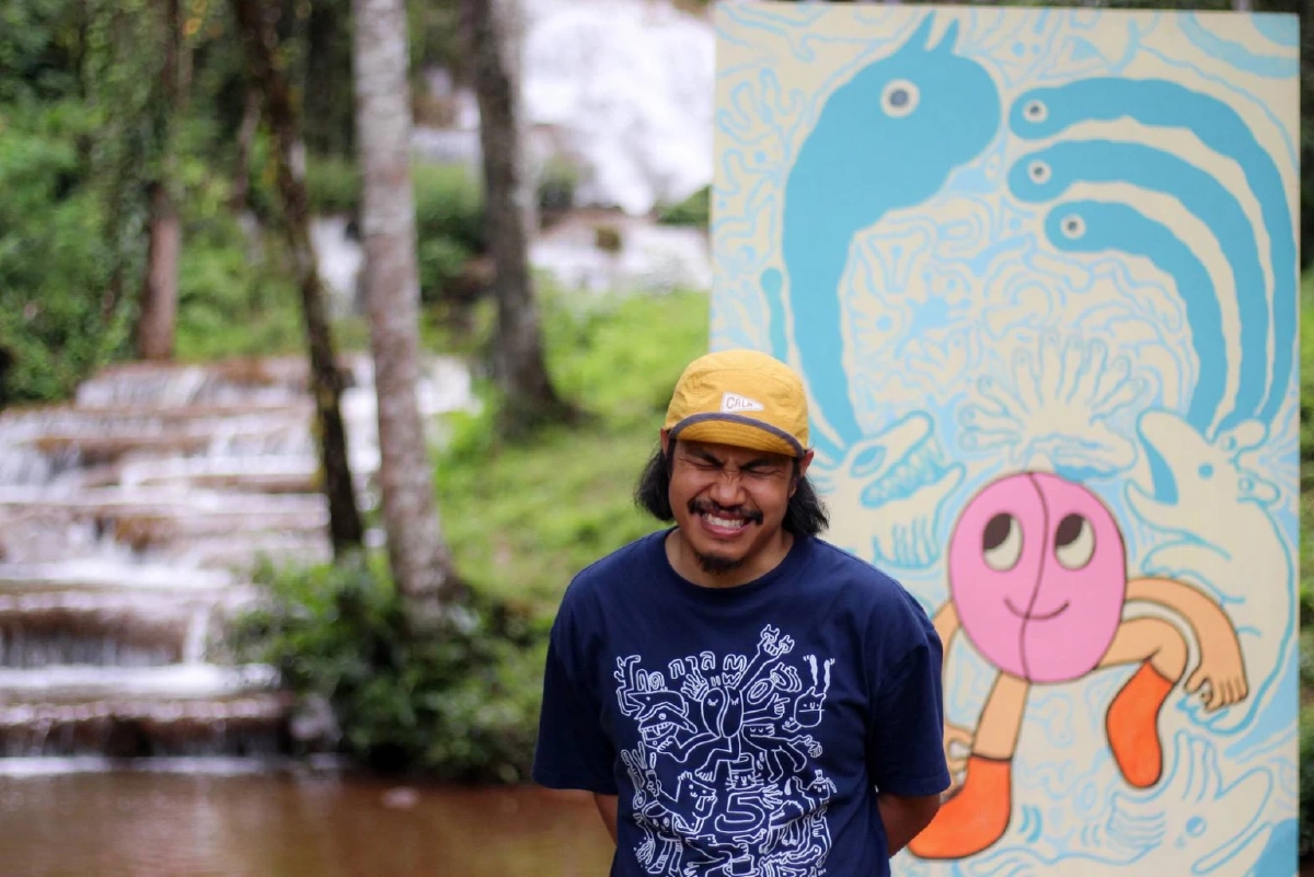 “ฉันเห็นมันก่อนใครบนโลกใบนี้” นิทรรศการศิลปะในงานฤดูกาลกาแฟ ครั้งที่ 5 ของ ‘สัจญา สุดยอด’ ศิลปินชาวโซ่ง ผู้เปลี่ยนพื้นที่น้ำตกพาเจริญ จ.ตาก ให้มีชีวิต