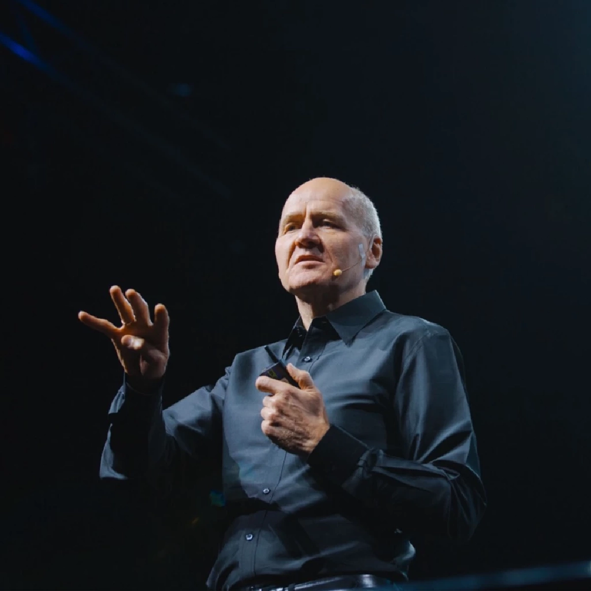 เปิดสูตร 3Ps เปลี่ยนจุดแข็งดิจิทัลไทยสู่ความเป็นผู้นำดิจิทัลอาเซียนบนสนามปัญญาประดิษฐ์ผ่านเลนส์ \"ซิกเว่\" กรุ๊ปซีอีโอ ทรูคอร์ปอเรชั่น