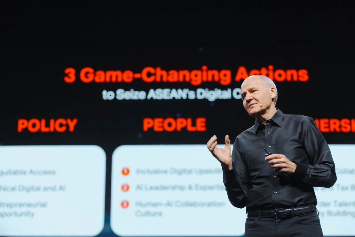 เปิดสูตร 3Ps เปลี่ยนจุดแข็งดิจิทัลไทยสู่ความเป็นผู้นำดิจิทัลอาเซียนบนสนามปัญญาประดิษฐ์ผ่านเลนส์ \"ซิกเว่\" กรุ๊ปซีอีโอ ทรูคอร์ปอเรชั่น