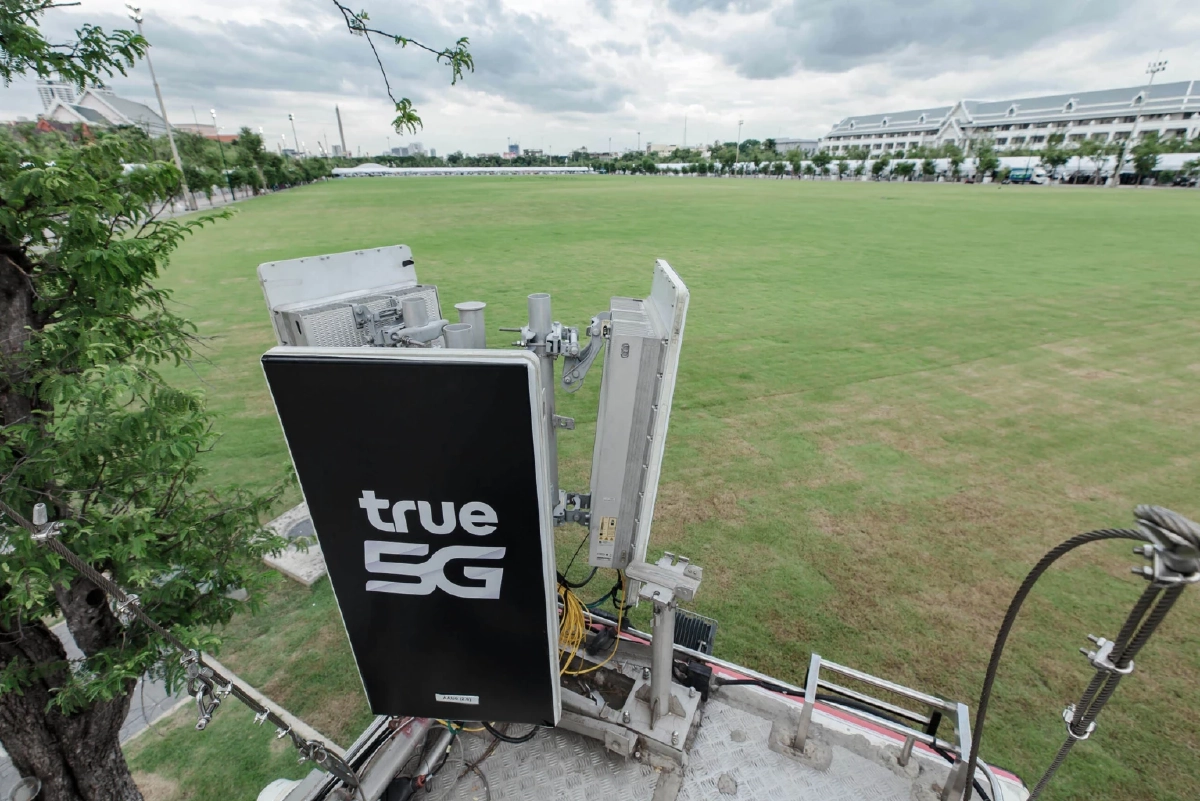 ทรู คอร์ปอเรชั่น ตรวจความพร้อมโครงข่าย 5G, 4G และ WiFi รอบสนามหลวงและพระบรมมหาราชวัง รองรับประชาชนที่จะเข้าเฝ้าฯ กราบถวายบังคมพระบรมศพ ‘พระพันปีหลวง’