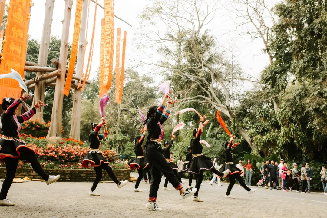 เทศกาล “สีสันแห่งดอยตุง ครั้งที่ 12” กับเหล่าผู้พิทักษ์ป่าดอยตุง สานต่อแรงบันดาลใจจากฟากฟ้า