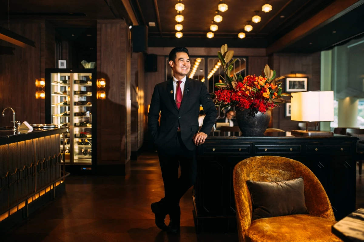 ศิลปะในแก้วไวน์ ‘ธนพงศ์ วงศ์สุวรรณ’ ผู้ปลุกชีวิตให้รสชาติ