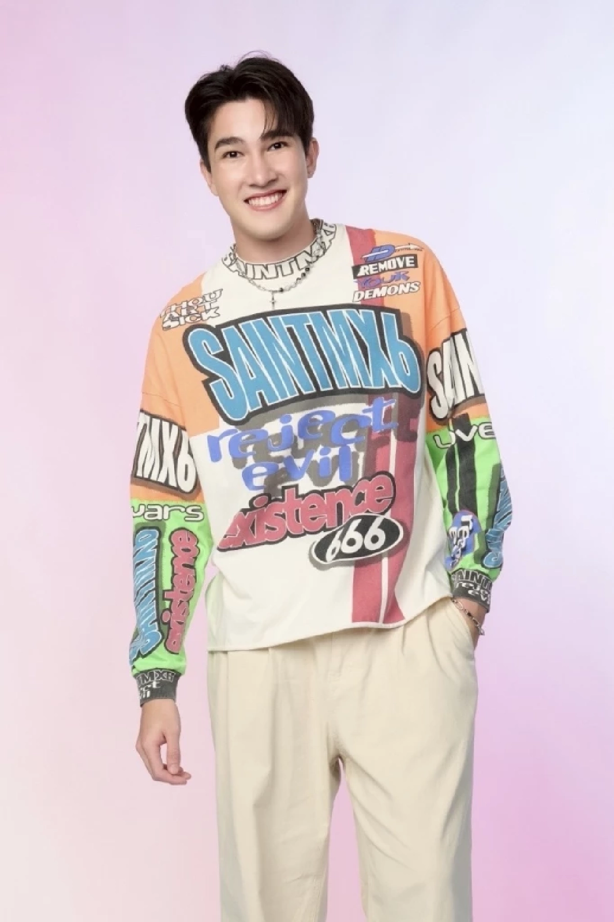 เปิดภาพฟิตติ้งซีรีส์วายเรื่องใหม่ \'Love Alert มีคำเตือนโปรดระมัดระวัง\' เจมส์ กาด แมทธิว แฟ้ม พร้อมแจ้งเตือน เคมีสุดฟิน