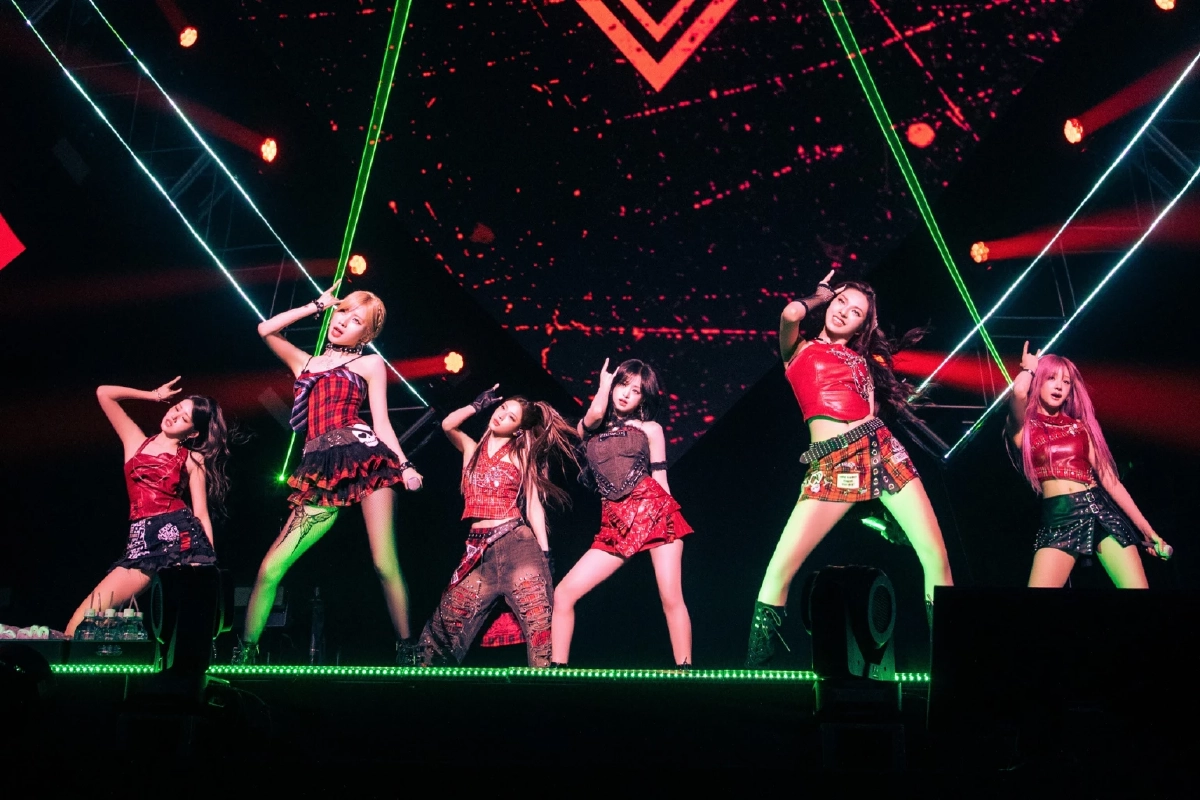 BABYMONSTER "LOVE MONSTERS" ASIA FAN CONCERT 2025 IN BANGKOK: อสุรกายตัวใหม่ของ YG ที่กำลังใช้ทุกความสามารถทลายทุกคำปรามาส