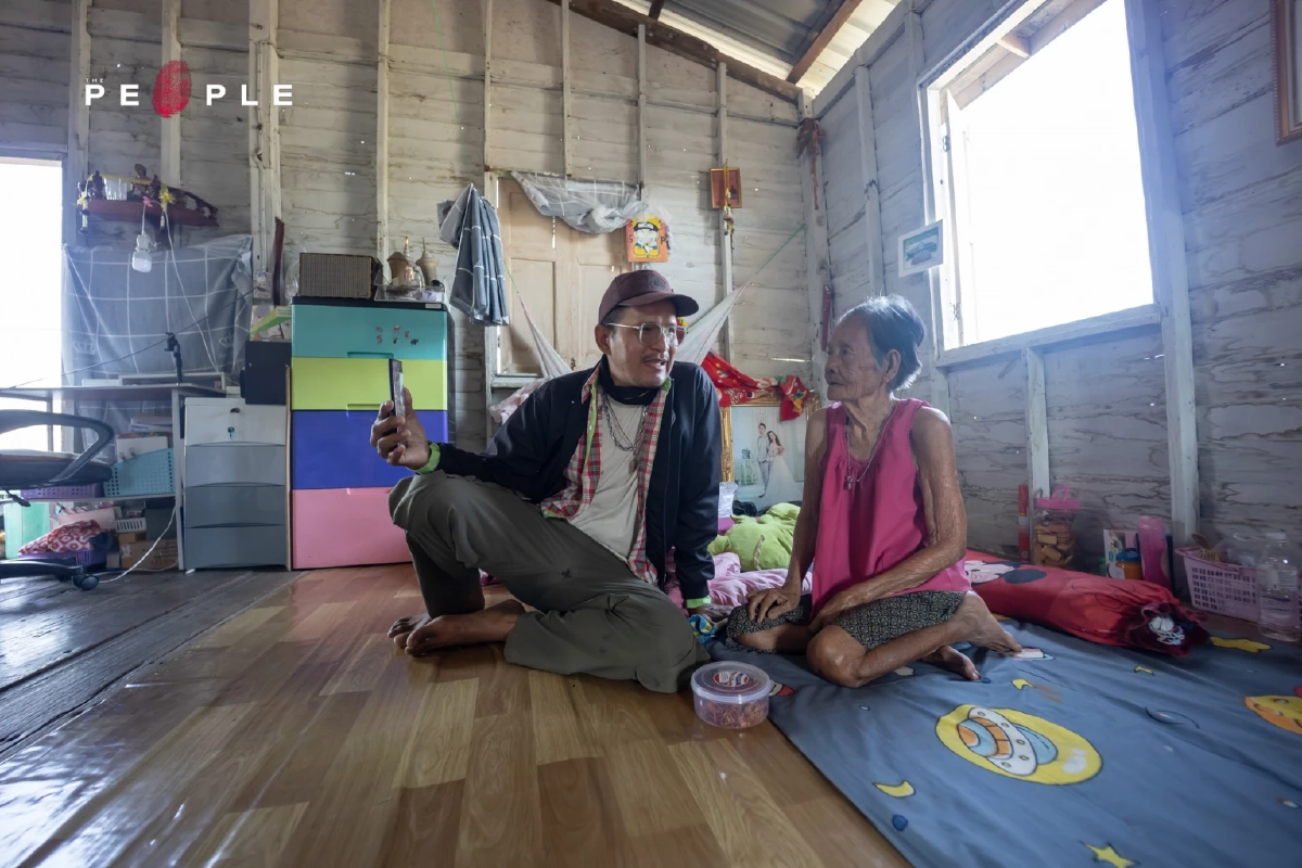 ปุ้ย แสงนาค : ทุกวันนี้เราไม่ได้สู้กับน้ำท่วมอยุธยา แต่สู้กับความเห็นแก่ตัวของคน