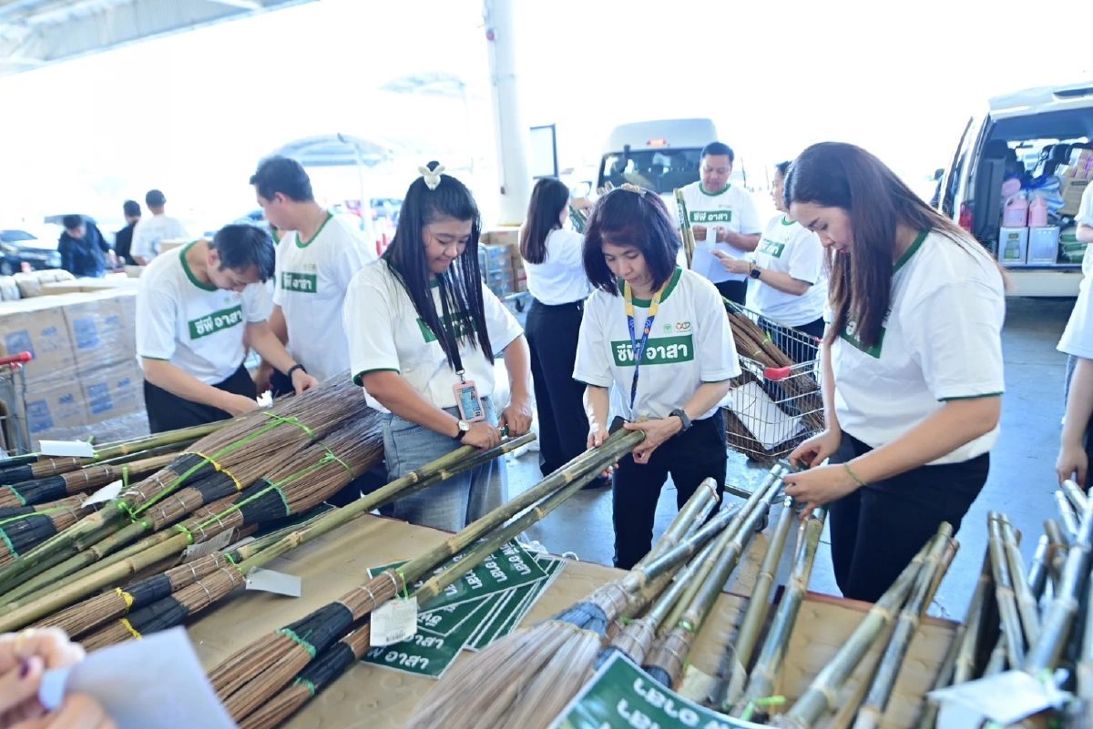 ซีพีอาสา เร่งช่วยน้ำท่วมใต้ ส่งถุงยังชีพรวม 6,000 ชุด กระจาย 9 จังหวัด
