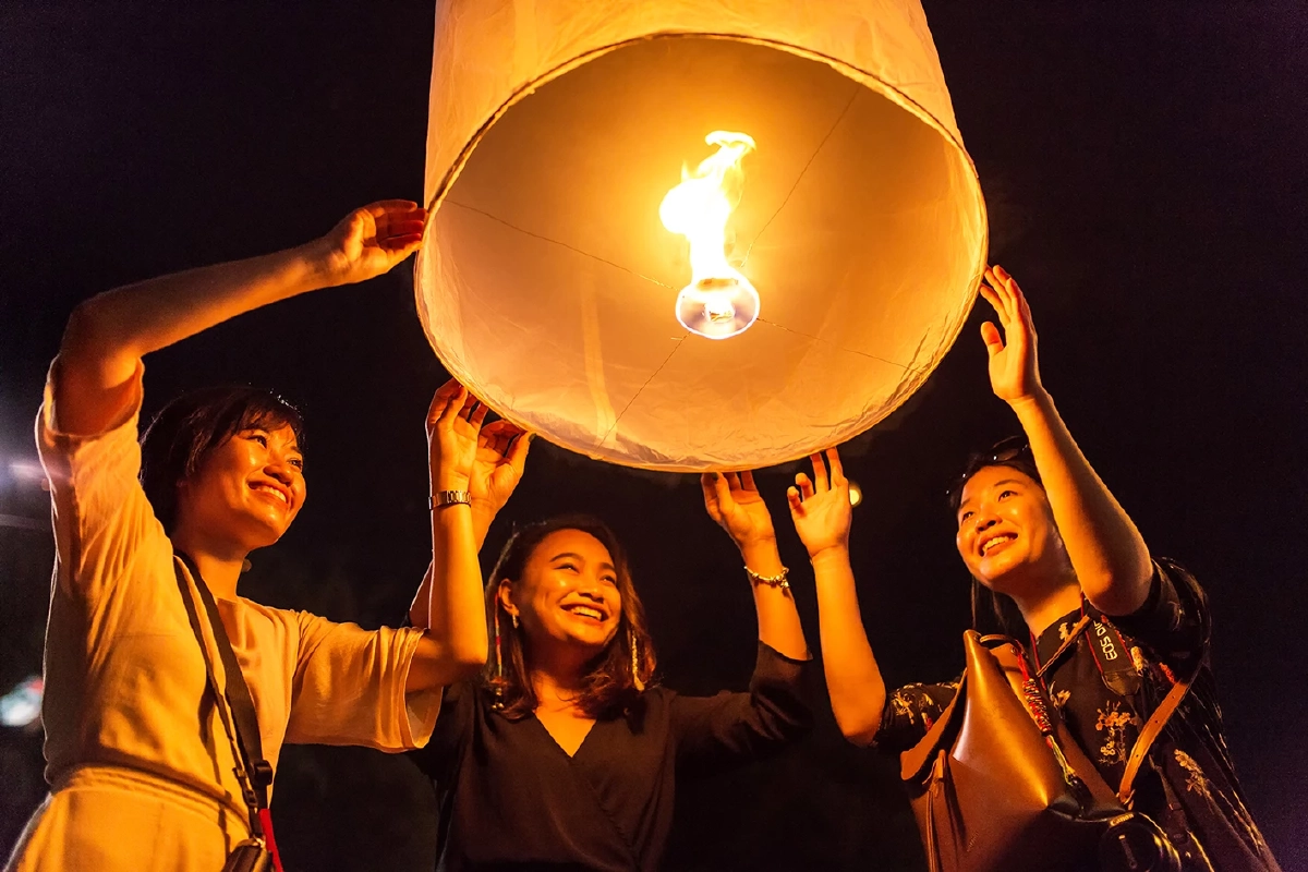 แกร็บ เผยเทรนด์ “เรียกรถ-ฟู้ดเดลิเวอรี” ประจำปี 2025