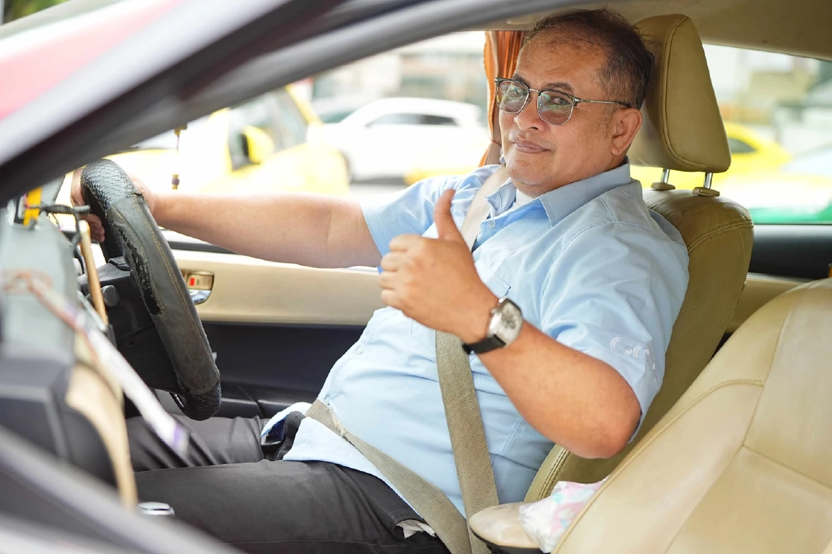 แกร็บ ผนึก สมาคมแท็กซี่ไทย อัปสกิลดิจิทัลแก่คนขับแท็กซี่ 5 สหกรณ์  ในงาน “แท็กซี่ยุคใหม่ พร้อมใจเปลี่ยน”