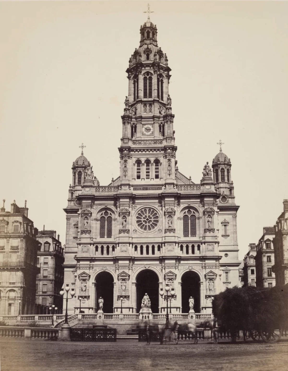 Ring Out, Wild Bells : ปรัชญาการ 'วางอดีต' ผ่านเสียงระฆัง เมื่อรุ่งอรุณปีใหม่มาถึง