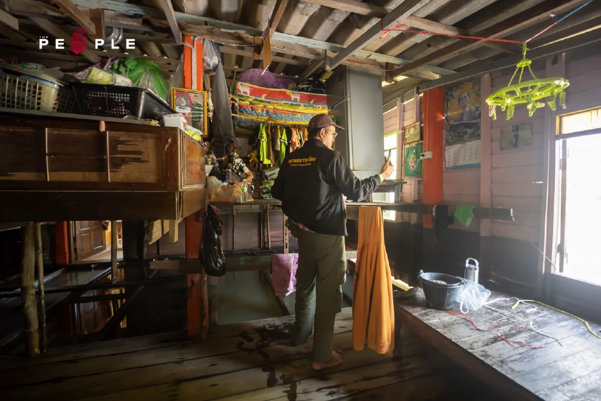 ปุ้ย แสงนาค : ทุกวันนี้เราไม่ได้สู้กับน้ำท่วมอยุธยา แต่สู้กับความเห็นแก่ตัวของคน