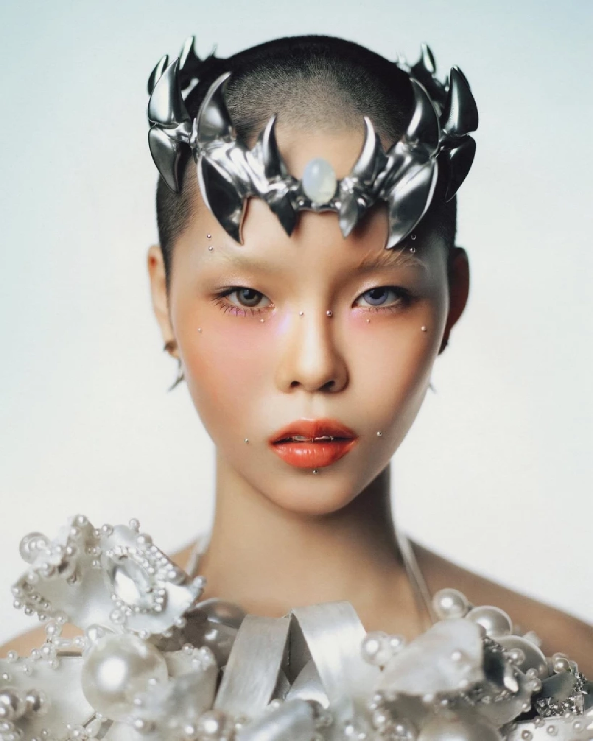 ‘โคโคนะ’ ทุบกรอบขนบเพศไอดอลเพื่อเป็นตัวเอง