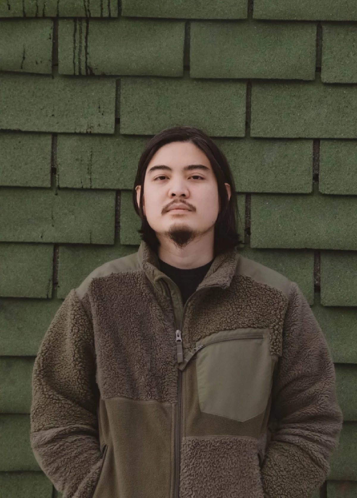 จาก 'ลักลั่น' สู่ 'ย้อนแย้ง' การรื้อสร้างตัวตนใหม่ของ 'เก่งฉกาจ เก่งการค้า'