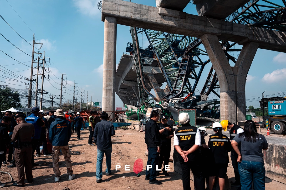 เครนถล่มซ้ำซาก : ชีวิตบนท้องถนนที่แขวนอยู่บน ‘ความเสี่ยง’