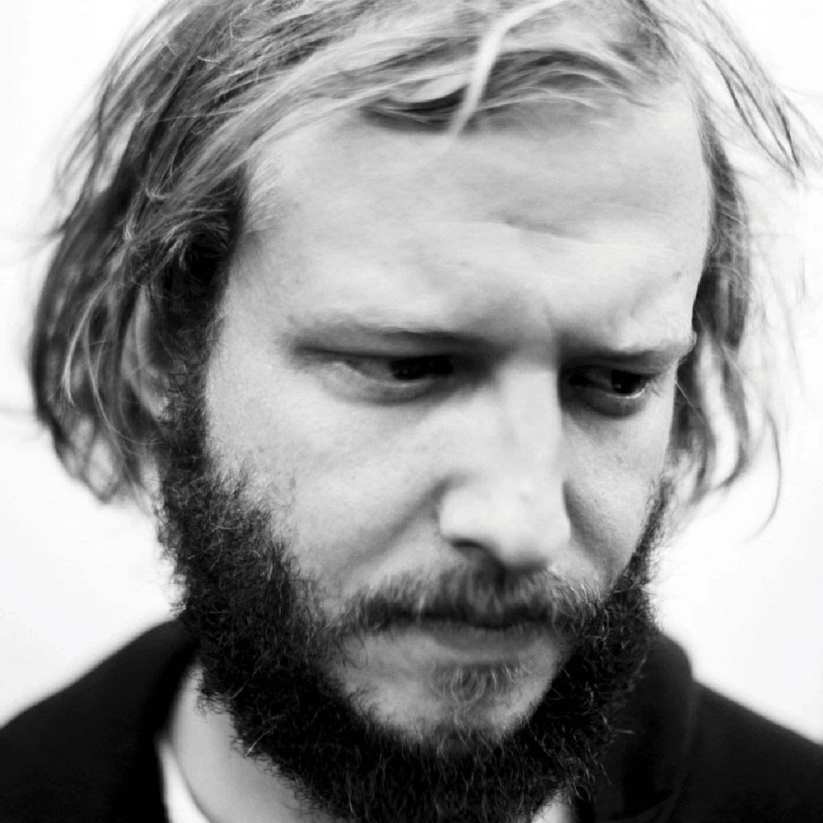 For Emma, Forever Ago - Bon Iver : อัลบั้มจากชายอกหัก หนีความผิดหวังไปอัดเพลงในกระท่อมไม้กลางป่า