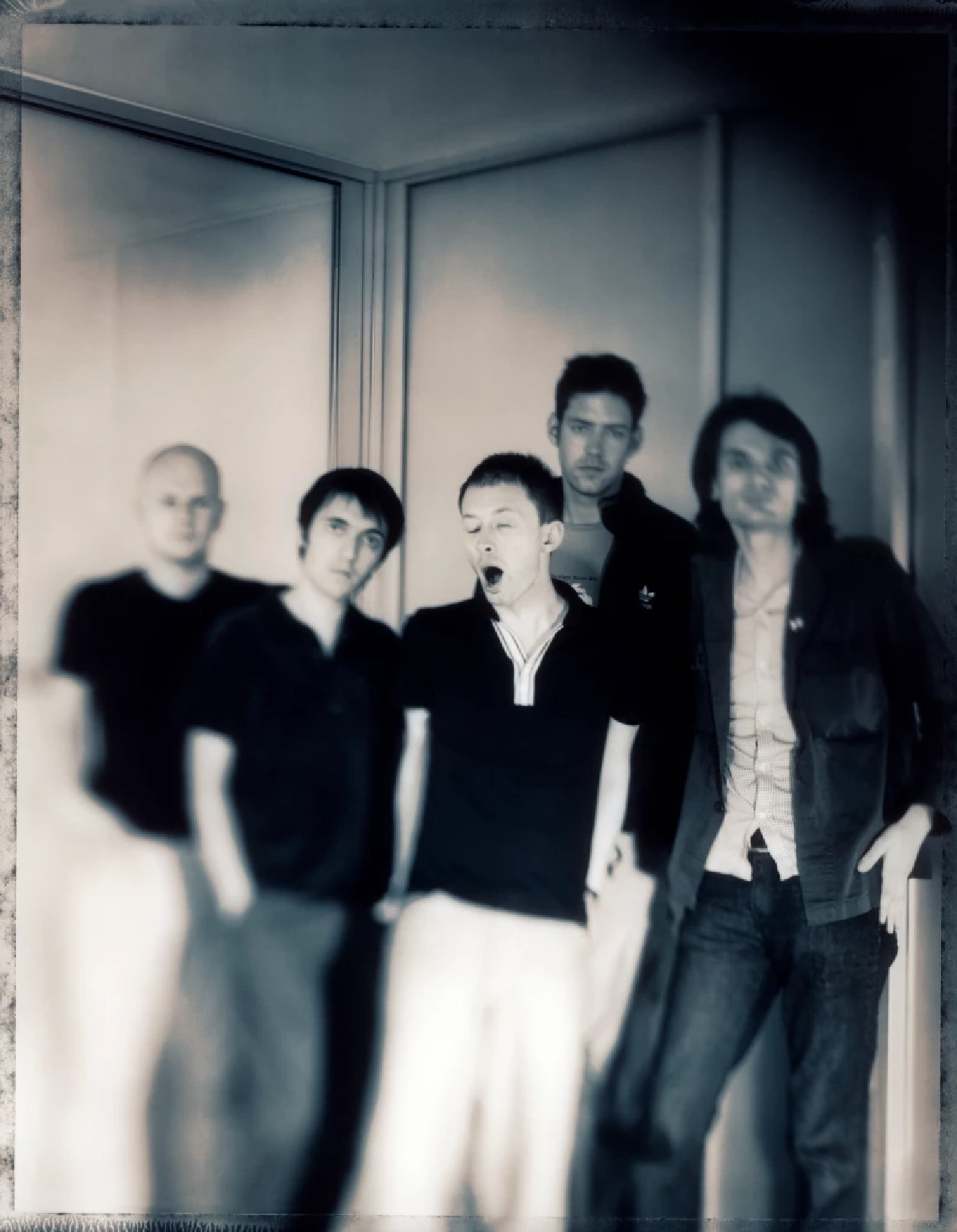 Radiohead - Kid A : เมื่อ ‘ไอ้หัววิทยุ’ ทำลายตัวเองเพื่อเกิดใหม่อีกครั้ง