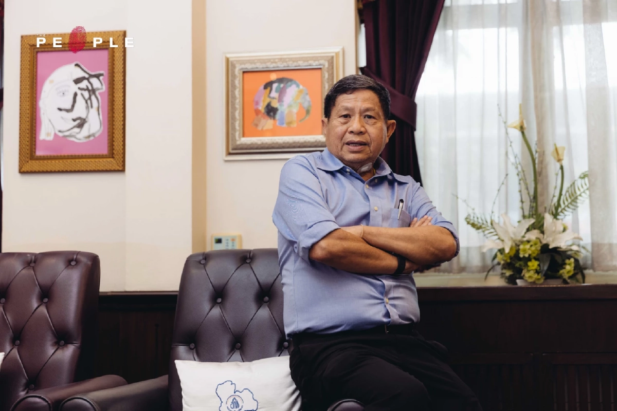 สมศักดิ์ ปริศนานันทกุล : ‘ตัวพ่อ’ สส.เขตอ่างทอง “ลูกต้องเป็นดาวฤกษ์ไม่ใช่ดาวเคราะห์”