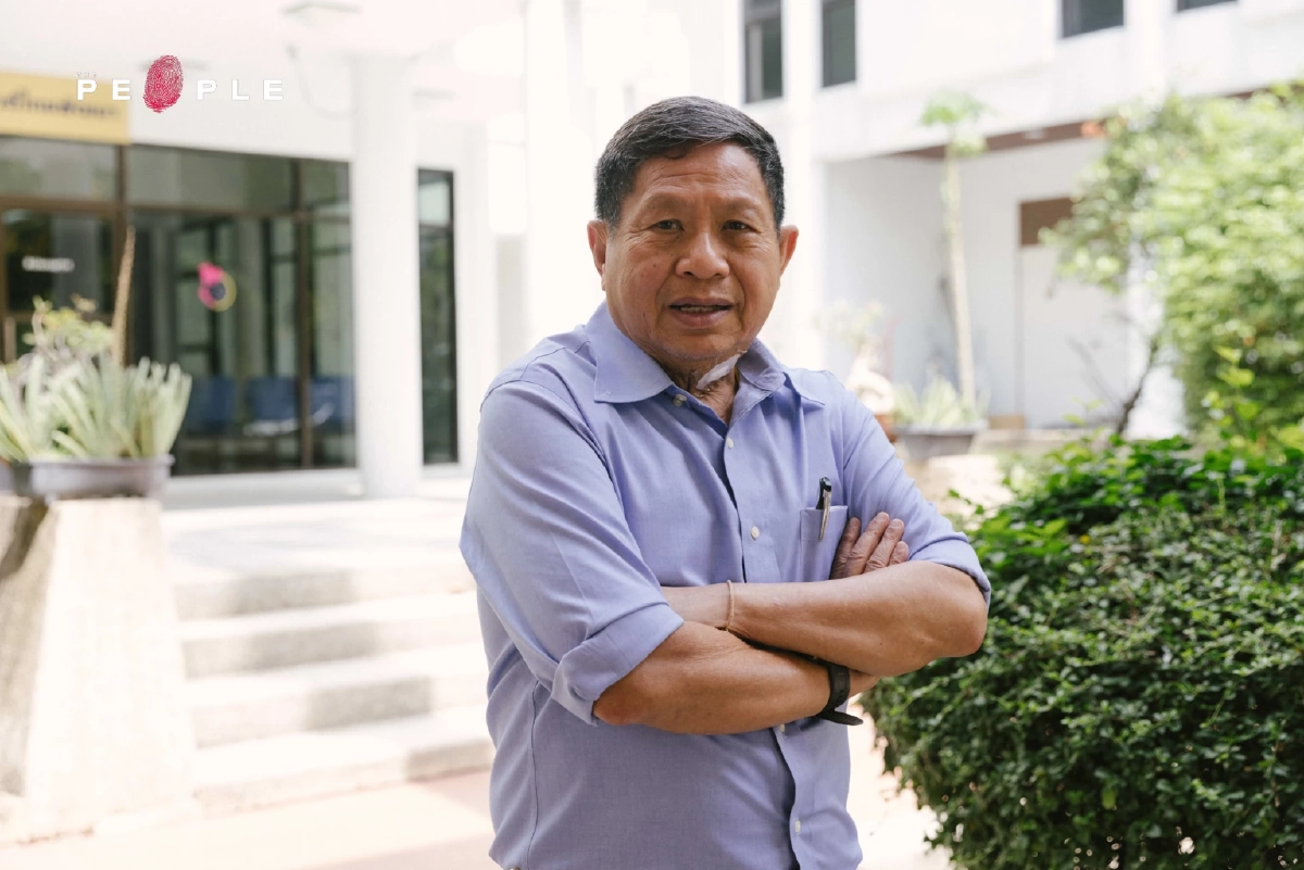 สมศักดิ์ ปริศนานันทกุล : ‘ตัวพ่อ’ สส.เขตอ่างทอง “ลูกต้องเป็นดาวฤกษ์ไม่ใช่ดาวเคราะห์”