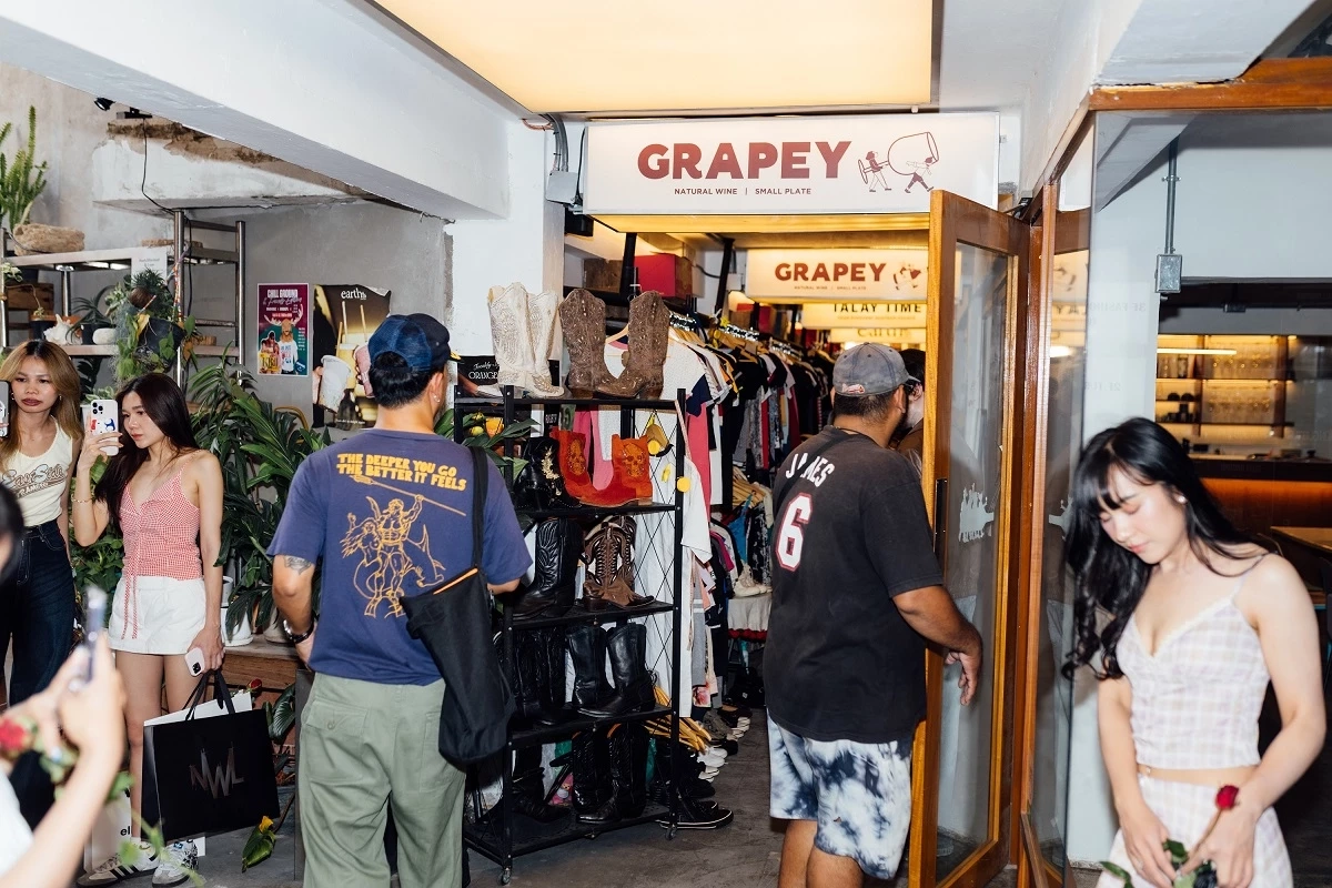 Moose Chill Ground With Friends พื้นที่แฮงเอาท์ของคนที่กล้า “Stay Off Track”