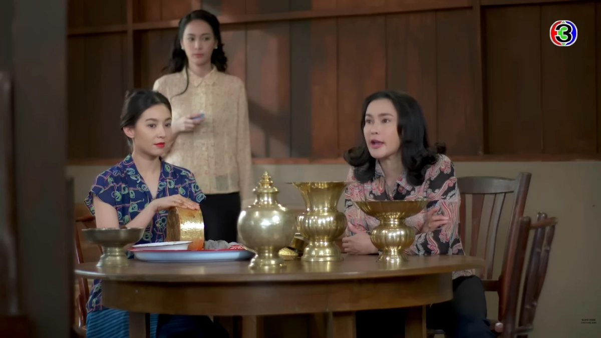 กรงกรรม: มองชีวิต 'สะใภ้จีน' แรงงานในบ้านกงสีที่ถูกมองข้าม