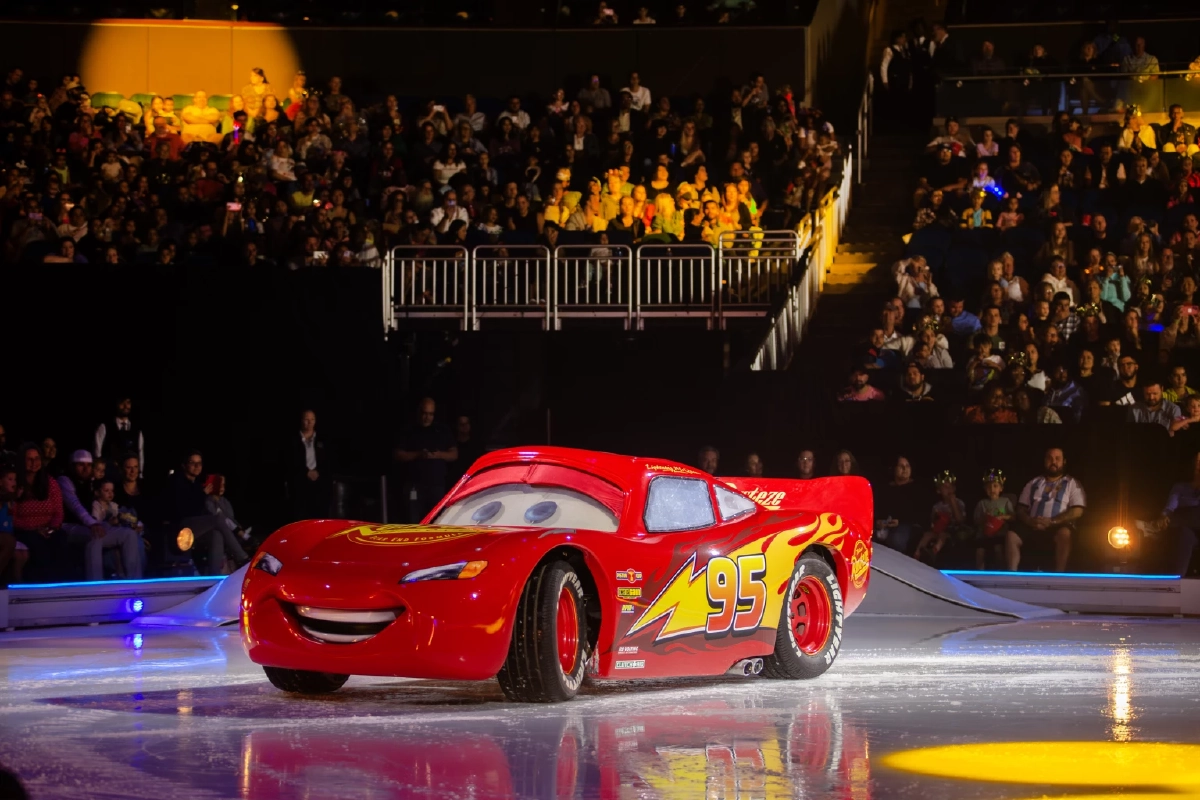 ครอบครัวดาราสุดฟิน! เหล่าตัวละครดิสนีย์ยกทัพความหรรษามาเยือนกรุงเทพฯ “DISNEY ON ICE PRESENTS MAGIC IN THE STARS”