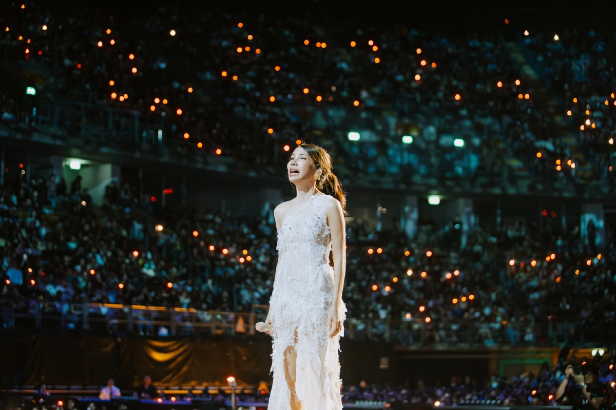 รีวิว ‘KARAWA CONCERT’ ค่ำคืนที่เสียงเพลงของ ‘BOWKYLION’ สอนให้เราคารวะตัวเอง 