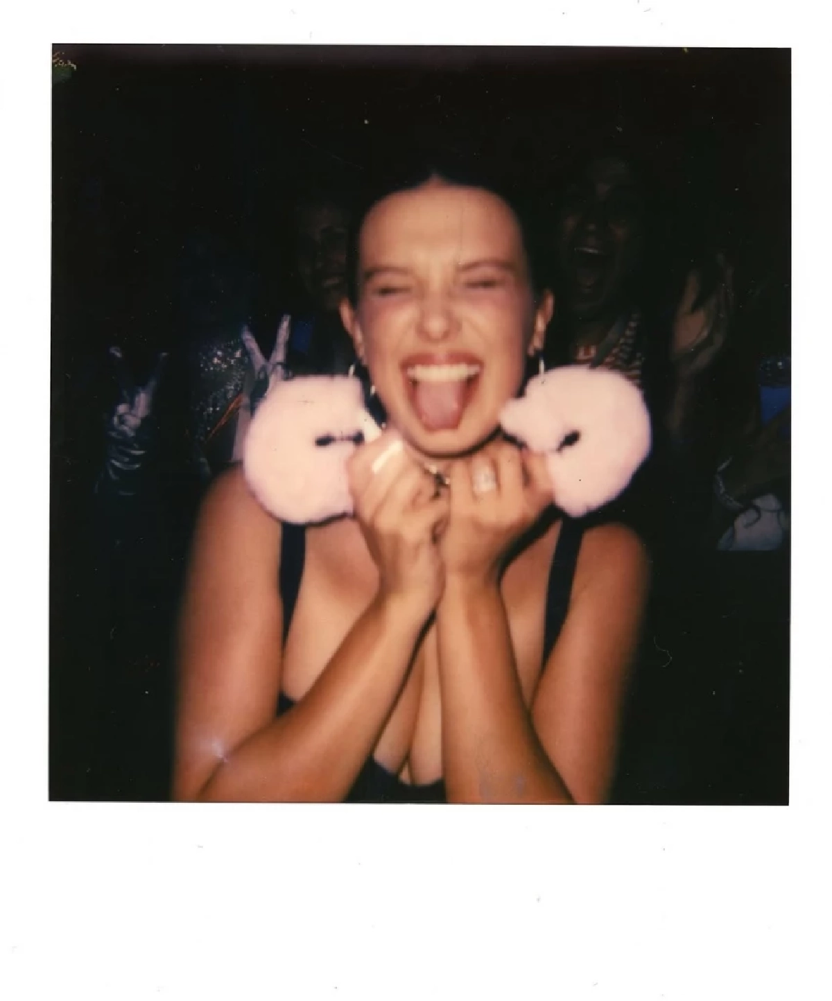 Millie Bobby Brown : นักแสดงที่ไม่ต้องบอกว่า “ฉันควรเป็นผู้หญิงแบบไหน”