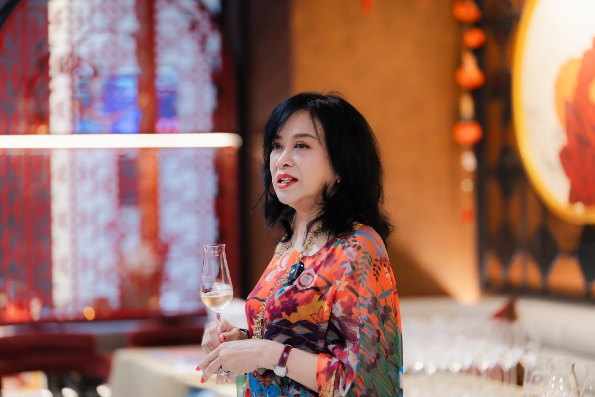 ค่ำคืนตรุษจีนที่ The Moon เมื่อไวน์โลกมาพบอาหารจีน