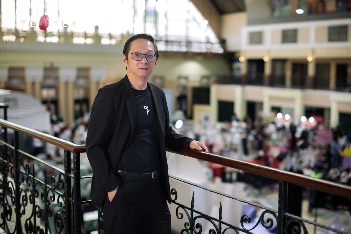 วัฒนชัย วินิจจะกูล : ถ้าหนังสือเดินทางไปหาคนได้ โลกจะกว้างขึ้นกว่านี้