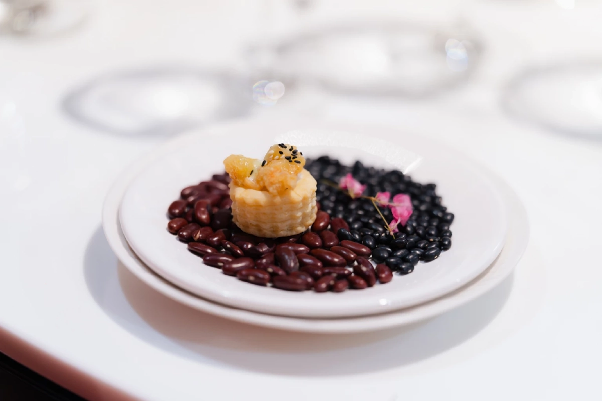 ค่ำคืนตรุษจีนที่ The Moon เมื่อไวน์โลกมาพบอาหารจีน