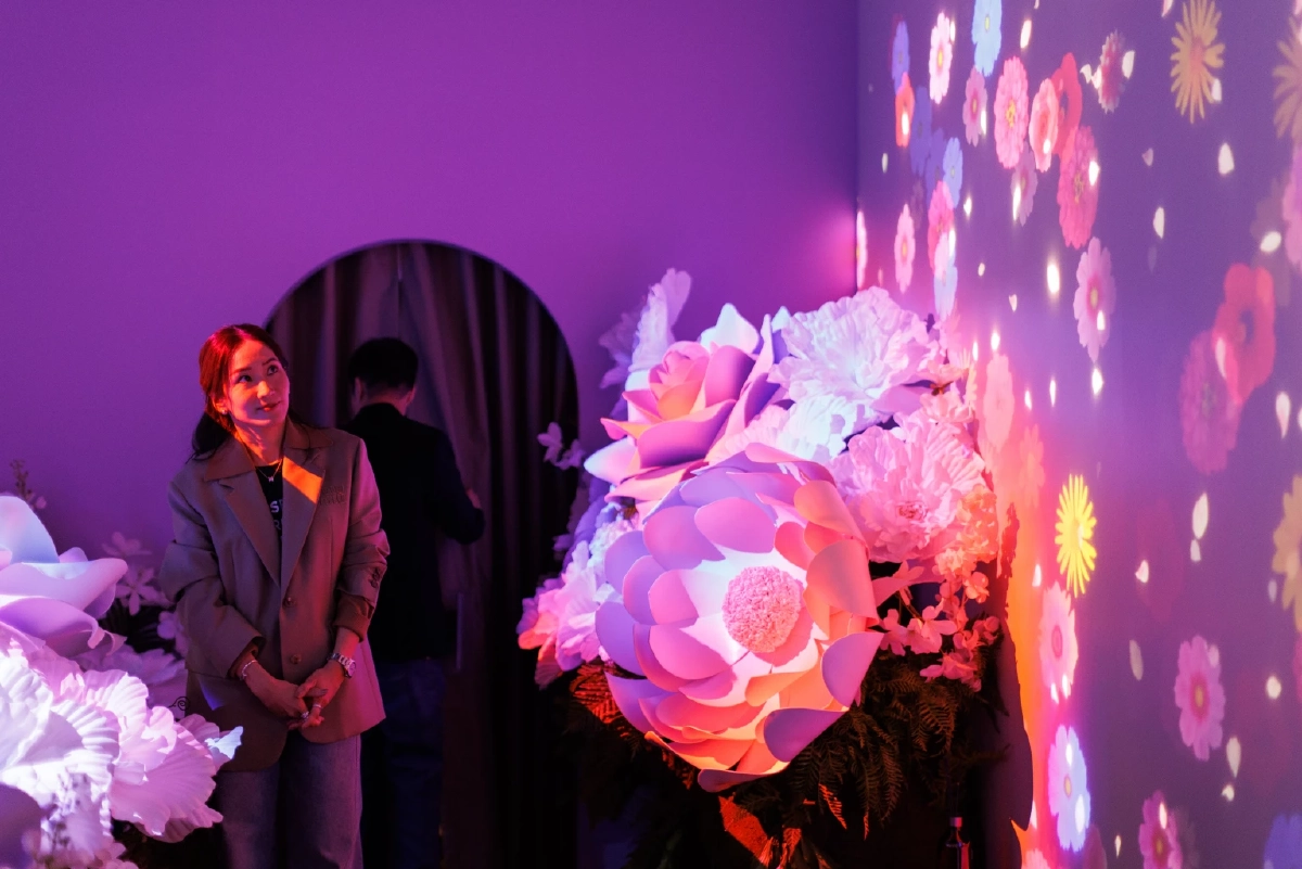 The Present Haus เซฟโซนคนยุคใหม่ ผ่านภาษาดอกไม้เพื่อกลับมาอยู่กับปัจจุบัน  