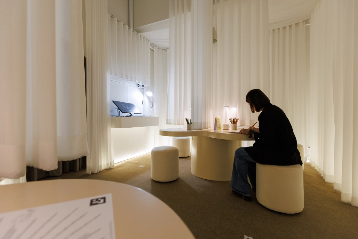 The Present Haus เซฟโซนคนยุคใหม่ ผ่านภาษาดอกไม้เพื่อกลับมาอยู่กับปัจจุบัน  