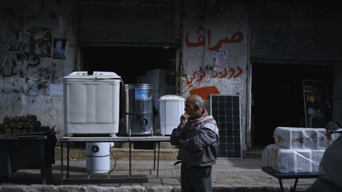 เซอร์ไพรส์คอเถื่อน! สิงห์–วรรณสิงห์ เตรียมส่งท้าย “เถื่อนTravel: Bad Bad World”  รอบฉายพิเศษบนโรงภาพยนตร์ 13–15 มี.ค. นี้!